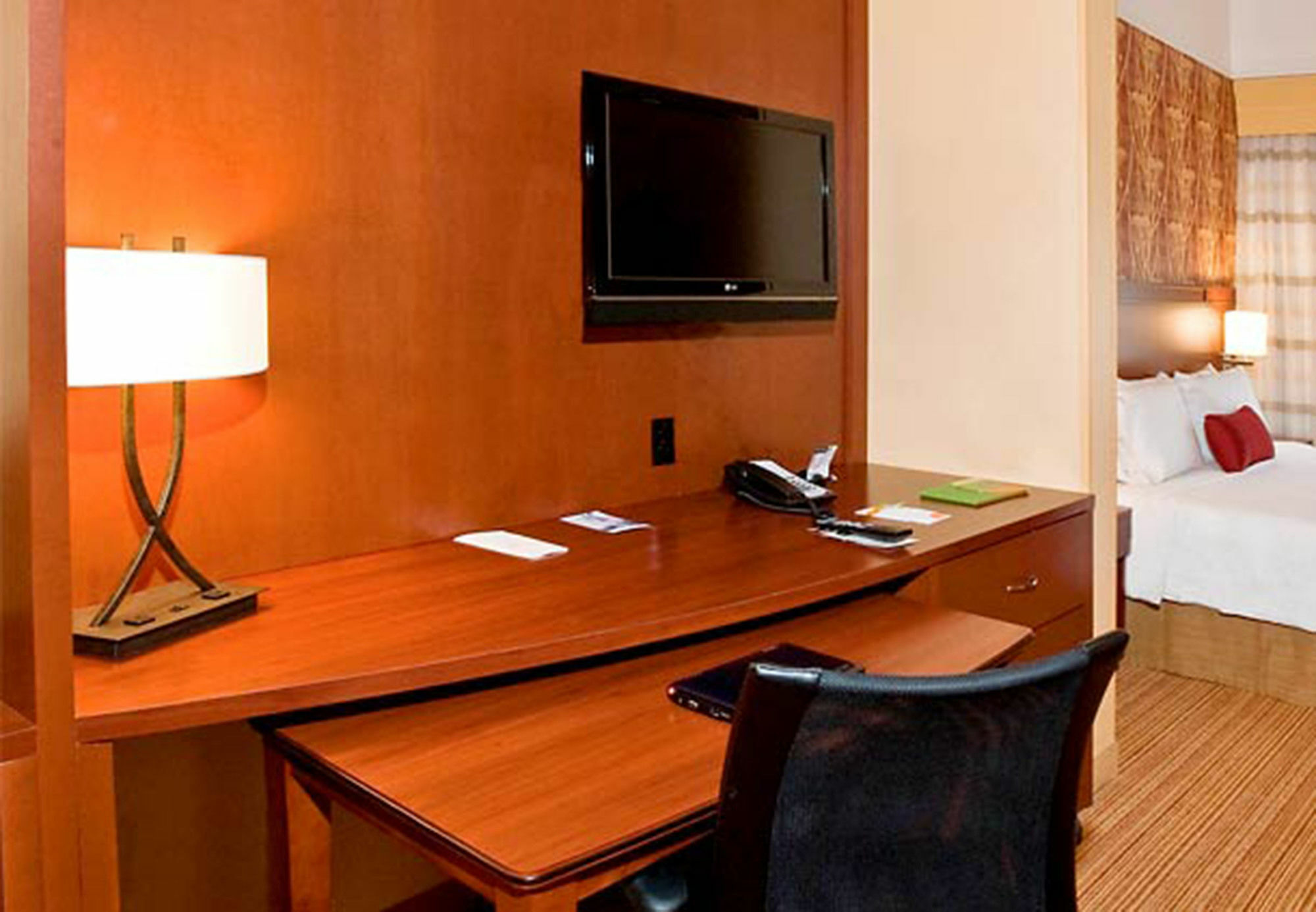 Courtyard By Marriott Troy Hotell Exteriör bild